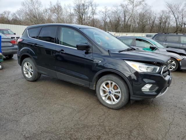 Photo 4 from auction – 2017 FORD ESCAPE SE with VIN 1FMCU9GD2HUD07071