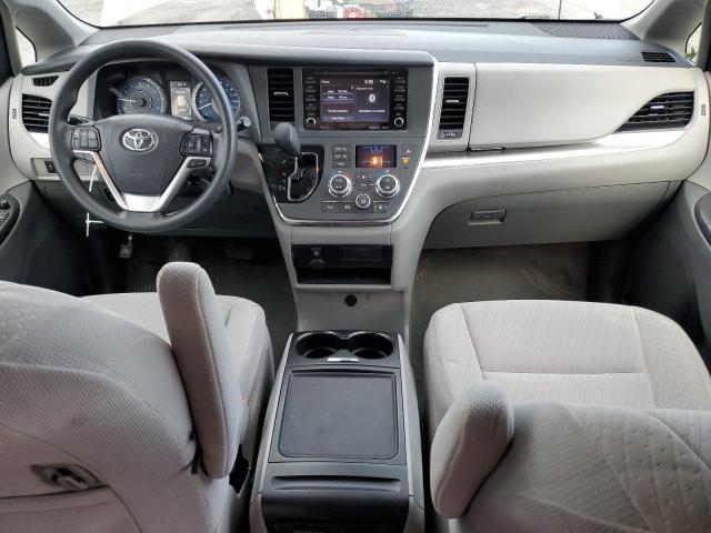 Photo 8 from auction – 2018 TOYOTA SIENNA LE with VIN 5TDKZ3DC5JS929863