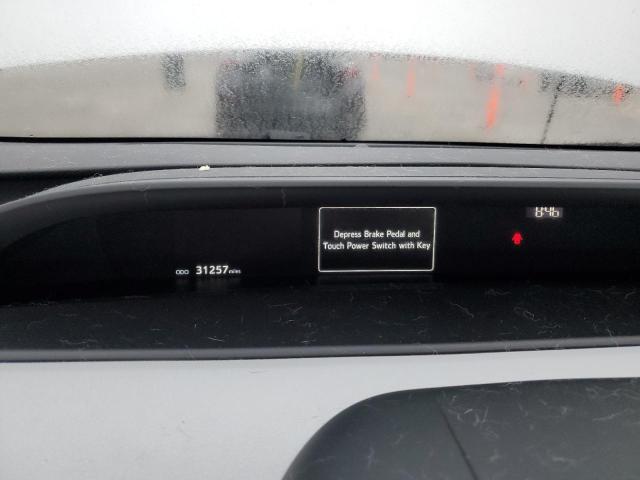 Photo 9 from auction – 2018 TOYOTA PRIUS with VIN JTDKARFU1J3548691