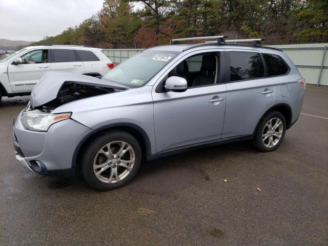 MITSUBISHI OUTLANDER 2015 with VIN JA4AZ3A33FZ011979 - Photo from auction
