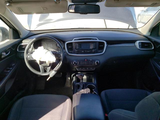 Photo 8 from auction – 2016 KIA SORENTO LX with VIN 5XYPG4A31GG076468