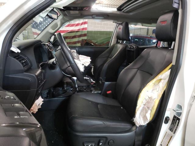 Photo 7 from auction – 2020 TOYOTA 4RUNNER SR with VIN JTEBU5JR0L5762741