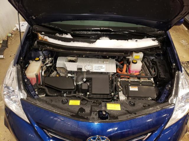Photo 11 from auction – 2013 TOYOTA PRIUS V with VIN JTDZN3EU6D3188937
