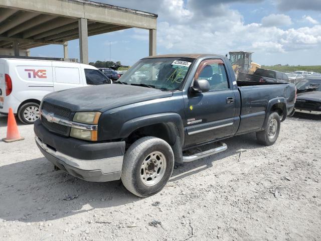 CHEVROLET SILVERADO 2003 with VIN 1GCHC24133E246752 - Photo from auction