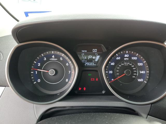 Photo 9 from auction – 2016 HYUNDAI ELANTRA SE with VIN 5NPDH4AE7GH761780