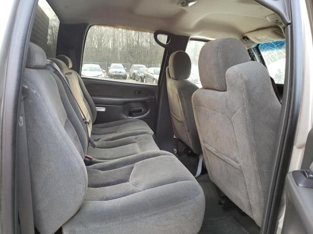 Photo 10 from auction – 2003 CHEVROLET SILV2500 2 with VIN 1GCHK23163F251751