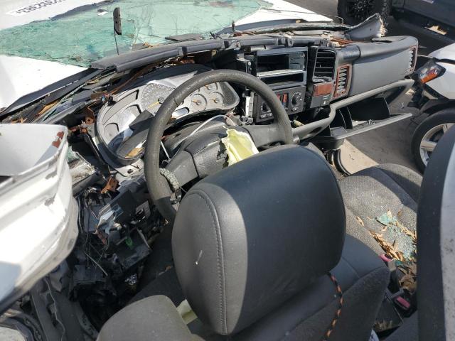 Photo 8 from auction – 2004 CHEVROLET SILVERADO with VIN 1GCEC19X44Z303139