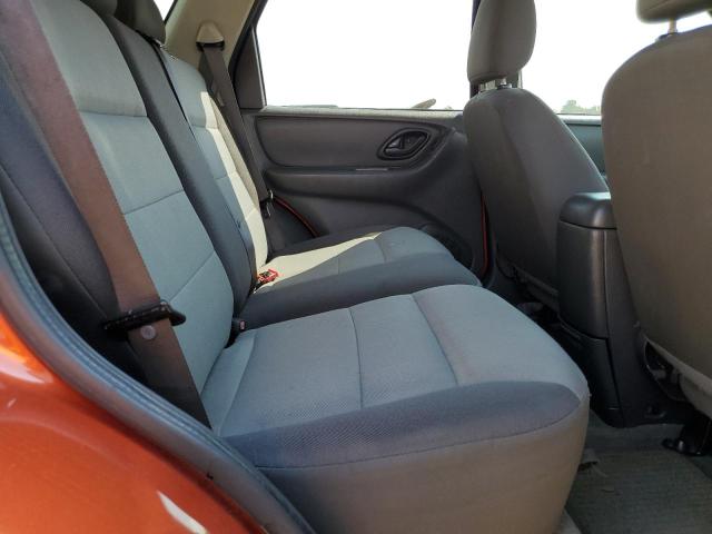 Photo 11 from auction – 2005 FORD ESCAPE XLS with VIN 1FMYU02Z25KD89489