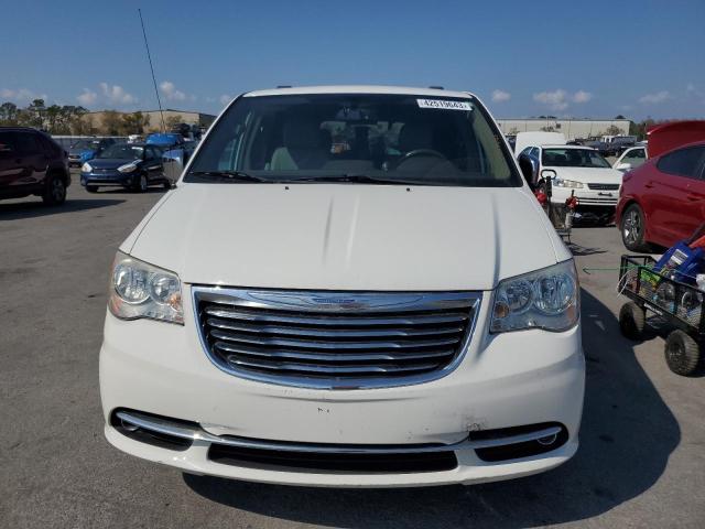 Photo 5 from auction – 2011 CHRYSLER TOWN & COU with VIN 2A4RR8DGXBR783995