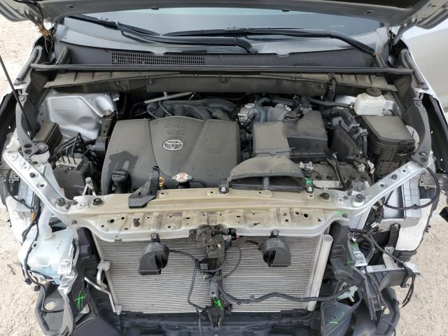 Photo 12 from auction – 2019 TOYOTA HIGHLANDER with VIN 5TDKZRFH0KS570774