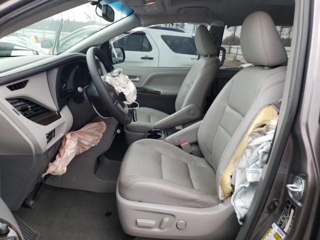 Photo 7 from auction – 2017 TOYOTA SIENNA XLE with VIN 5TDYZ3DC2HS771857