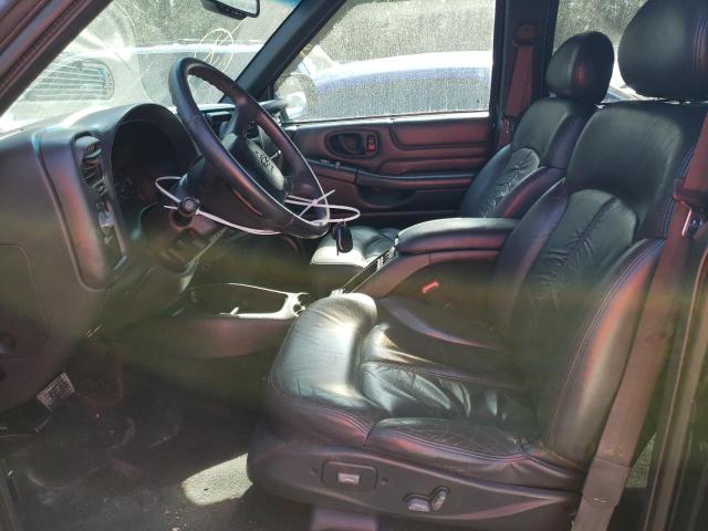 Photo 7 from auction – 2001 CHEVROLET BLAZER with VIN 1GNDT13W412146221