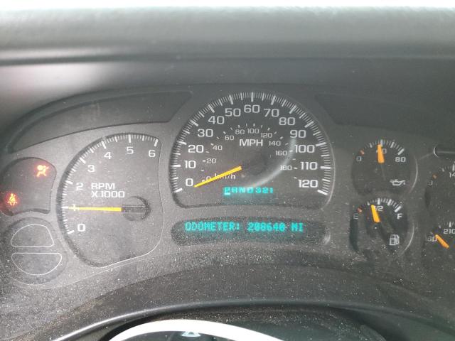 Photo 9 from auction – 2004 CHEVROLET SUBURBAN K with VIN 3GNFK16T34G339694