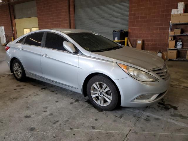 Photo 4 from auction – 2013 HYUNDAI SONATA GLS with VIN 5NPEB4AC5DH585991