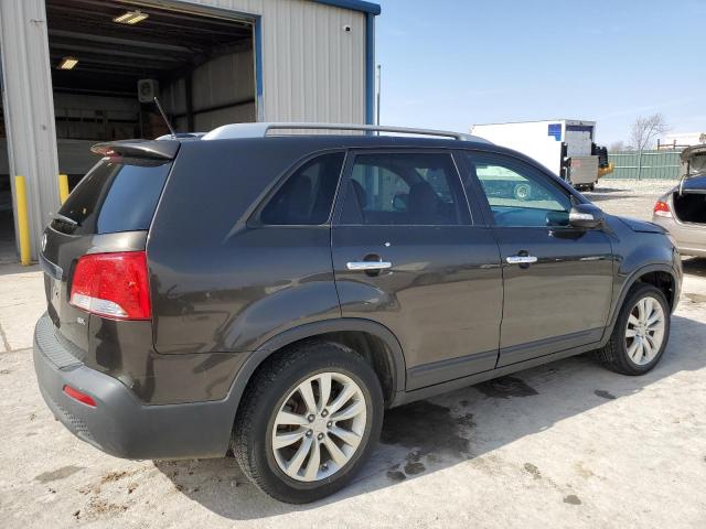 Photo 3 from auction – 2011 KIA SORENTO EX with VIN 5XYKU4A14BG145986