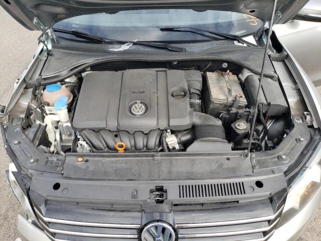 Photo 11 from auction – 2013 VOLKSWAGEN PASSAT SE with VIN 1VWBP7A39DC092197