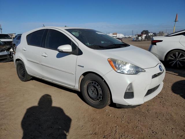 Photo 4 from auction – 2013 TOYOTA PRIUS C with VIN JTDKDTB30D1551647