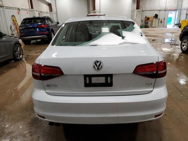 Photo 6 from auction – 2018 VOLKSWAGEN JETTA S with VIN 3VW2B7AJ9JM245605