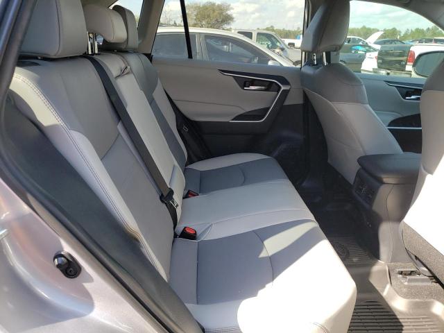 Photo 10 from auction – 2019 TOYOTA RAV4 XLE P with VIN 2T3C1RFV8KC023947