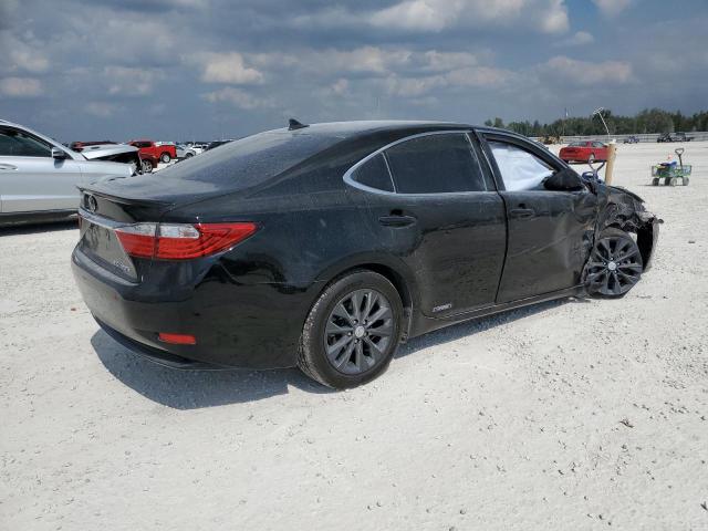 Photo 3 from auction – 2014 LEXUS E5 300 with VIN JTHBW1GG7E2072081