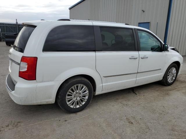 Photo 3 from auction – 2016 CHRYSLER TOWN & COU with VIN 2C4RC1JG9GR246724