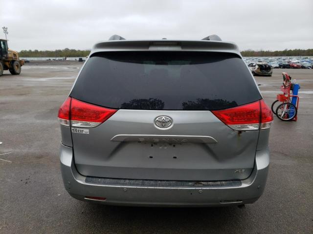 Photo 6 from auction – 2014 TOYOTA SIENNA XLE with VIN 5TDYK3DC6ES459587