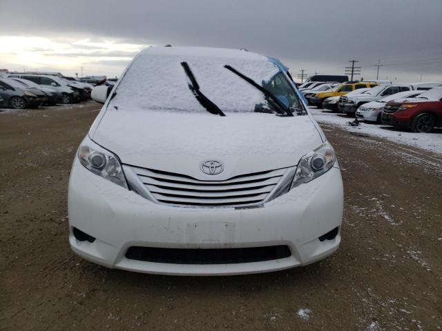 Photo 5 from auction – 2016 TOYOTA SIENNA LE with VIN 5TDKK3DC4GS744071