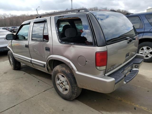 Photo 2 from auction – 2001 CHEVROLET BLAZER with VIN 1GNDT13W512199039