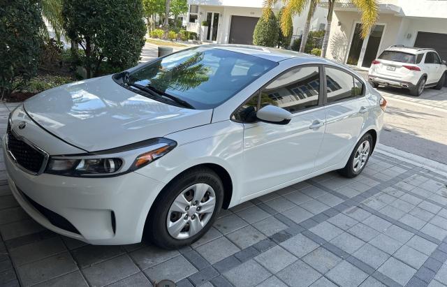 Photo 2 from auction – 2017 KIA FORTE LX with VIN 3KPFK4A78HE085065
