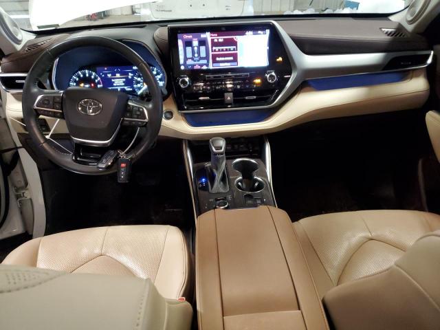 Photo 8 from auction – 2021 TOYOTA HIGHLANDER with VIN 5TDFZRBH3MS112379