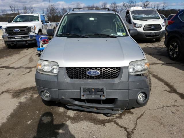 Photo 5 from auction – 2005 FORD ESCAPE XLT with VIN 1FMCU93105KC73229