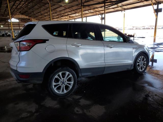 Photo 3 from auction – 2017 FORD ESCAPE SE with VIN 1FMCU9GD7HUC68302