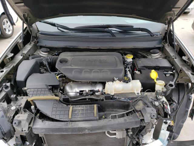 Photo 11 from auction – 2019 JEEP CHEROKEE L with VIN 1C4PJLCB7KD326478