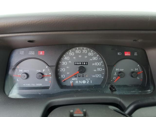 Photo 9 from auction – 2003 MERCURY GRAND MARQ with VIN 2MEFM74W43X647883