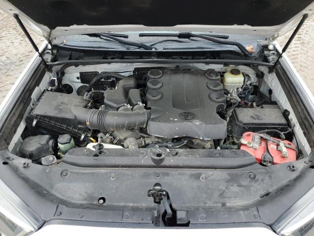 Photo 11 from auction – 2016 TOYOTA 4RUNNER SR with VIN JTEBU5JR2G5315818