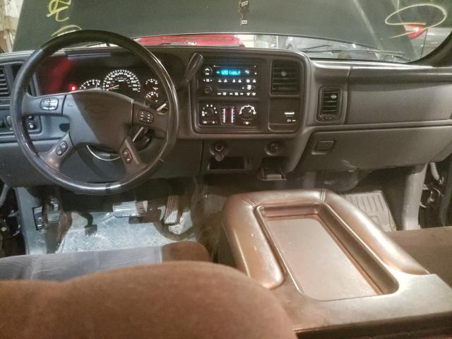 Photo 8 from auction – 2004 CHEVROLET SILVERADO with VIN 2GCEC19T341317457
