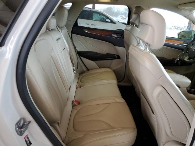 Photo 11 from auction – 2017 LINCOLN MKC SELECT with VIN 5LMCJ2C96HUL52089