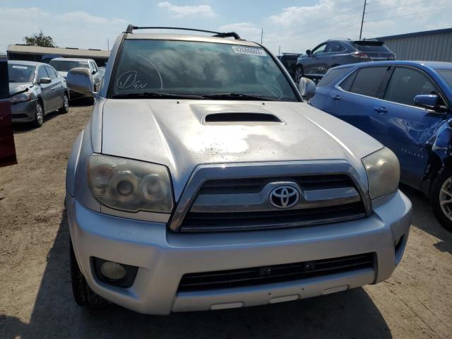 Photo 5 from auction – 2006 TOYOTA 4RUNNER SR with VIN JTEZU14R268052651