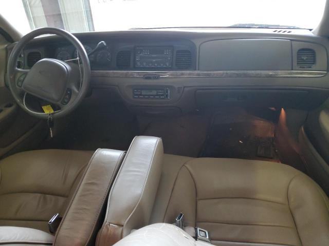 Photo 8 from auction – 2000 FORD CROWN VICT with VIN 2FAFP74W2YX167055