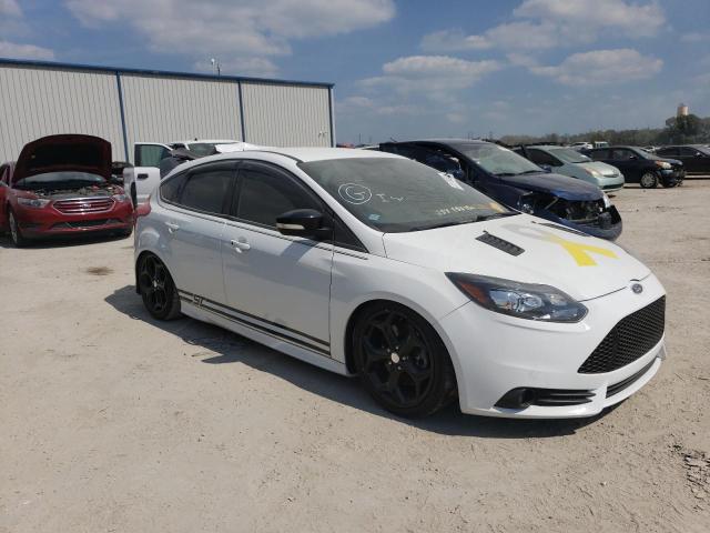 Photo 4 from auction – 2014 FORD FOCUS ST with VIN 1FADP3L93EL142136
