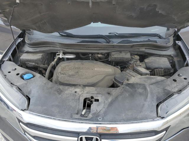 Photo 12 from auction – 2017 HONDA PILOT EXLN with VIN 5FNYF5H79HB001323