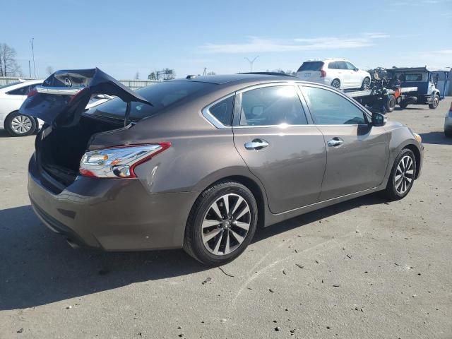Photo 3 from auction – 2017 NISSAN ALTIMA 2.5 with VIN 1N4AL3AP0HC223339