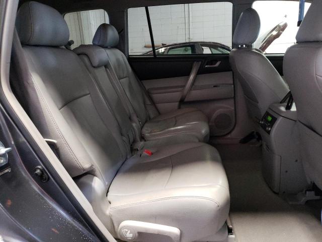Photo 11 from auction – 2010 TOYOTA HIGHLANDER with VIN 5TDJK3EH2AS032154