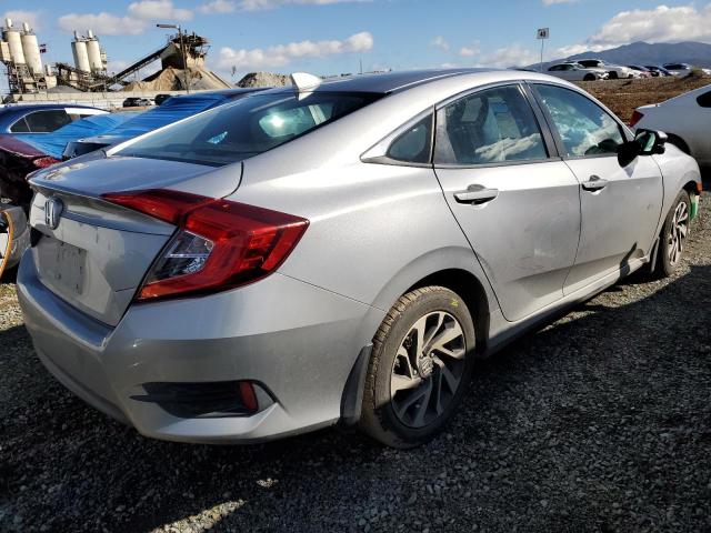 Photo 3 from auction – 2018 HONDA CIVIC EX with VIN 2HGFC2F76JH561299
