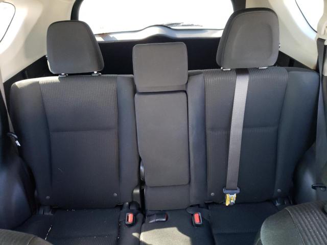 Photo 10 from auction – 2018 TOYOTA RAV4 LE with VIN JTMBFREV8JJ257693