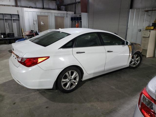 Photo 3 from auction – 2011 HYUNDAI SONATA SE with VIN 5NPEC4AC0BH122814