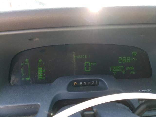 Photo 9 from auction – 2002 MERCURY GRAND MARQ with VIN 2MEFM75W62X650393