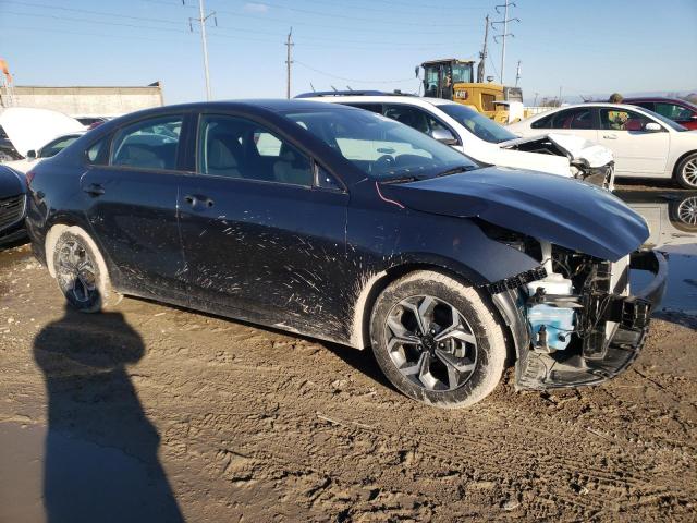 Photo 4 from auction – 2021 KIA FORTE FE with VIN 3KPF24AD5ME390099