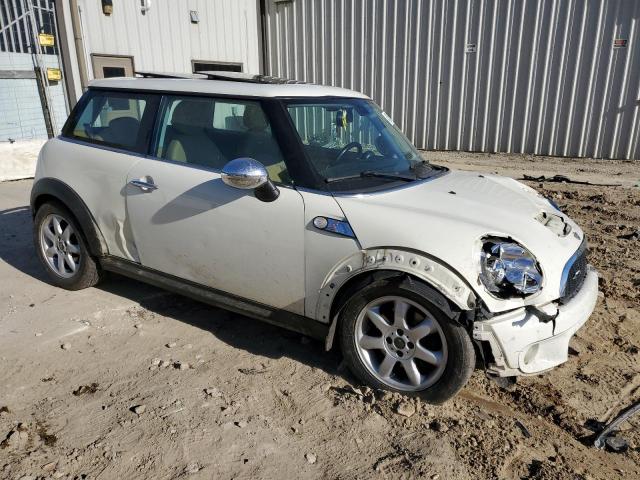 Photo 4 from auction – 2009 MINI COOPER S with VIN WMWMF735X9TT94986