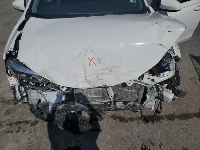 Photo 11 from auction – 2016 TOYOTA COROLLA L with VIN 2T1BURHE6GC697501